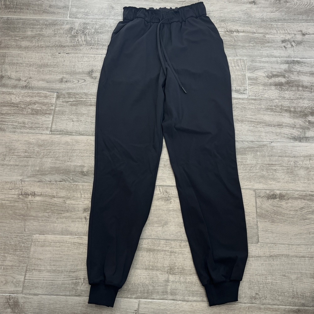 Lululemon Women's Stretch High Rise Joggers Full Length Black LW5CV4S Size 2